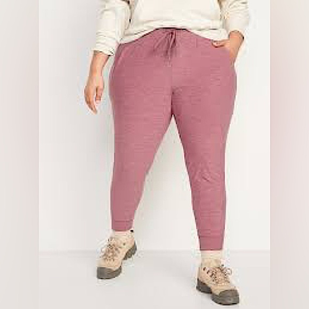 OLD NAVY plus pastel pink/purple mauve mid rise lextra comfy ankle joggers NWT